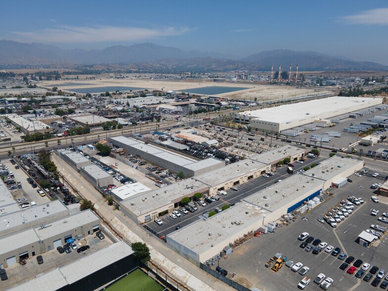 More Photos Of 12455 Branford St, Pacoima Warehouse For Sale