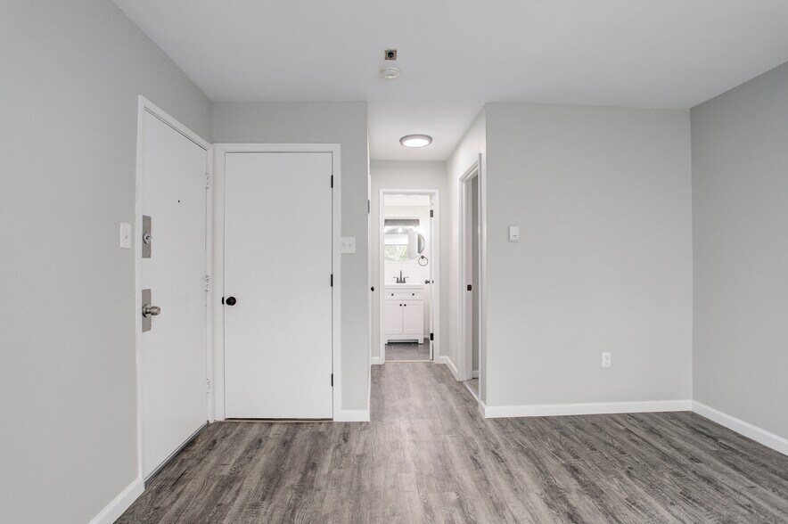 More Photos Of 551 S Fairfax St, Denver Apartments For Sale