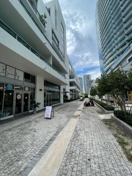 Primary Photo Of 3301 NE 1st Ave, Miami Apartments For Lease