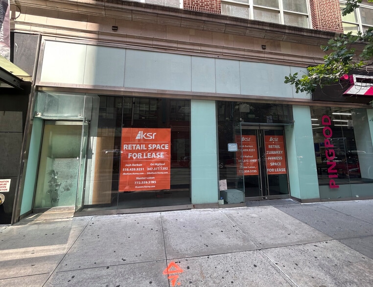 Primary Photo Of 313-321 W 37th St, New York Apartments For Lease
