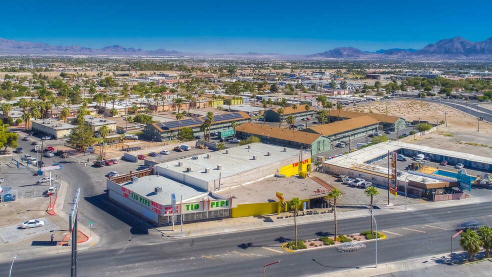 More Photos Of 2101 Fremont St, Las Vegas Warehouse For Lease