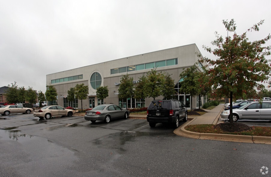 Primary Photo Of 1036 St Nicholas Dr, Waldorf Medical For Lease