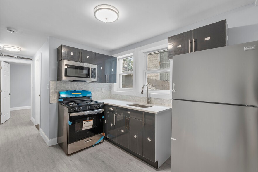 More Photos Of 127-131 Highland Ave, Yonkers Apartments For Sale