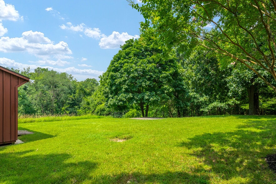 More Photos Of 2893 Jessup Rd, Jessup Office For Sale