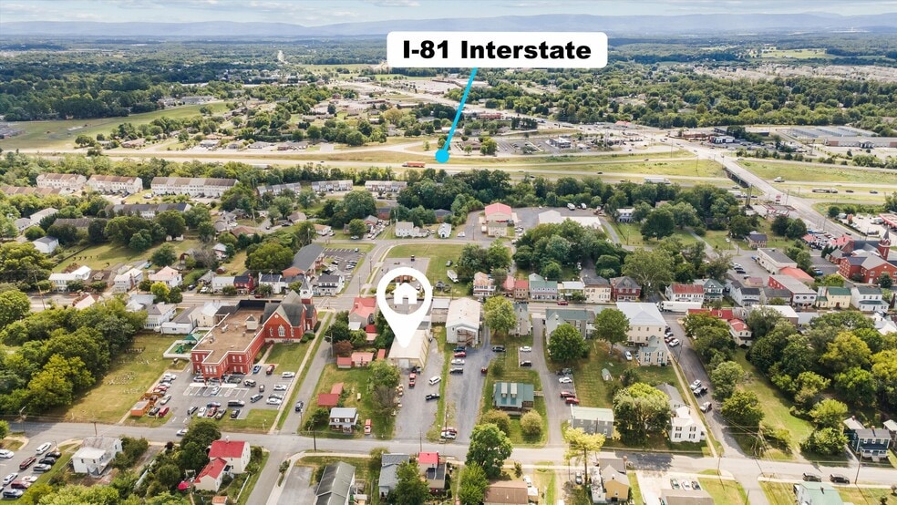 More Photos Of 5307 Main St, Stephens City General Retail For Sale