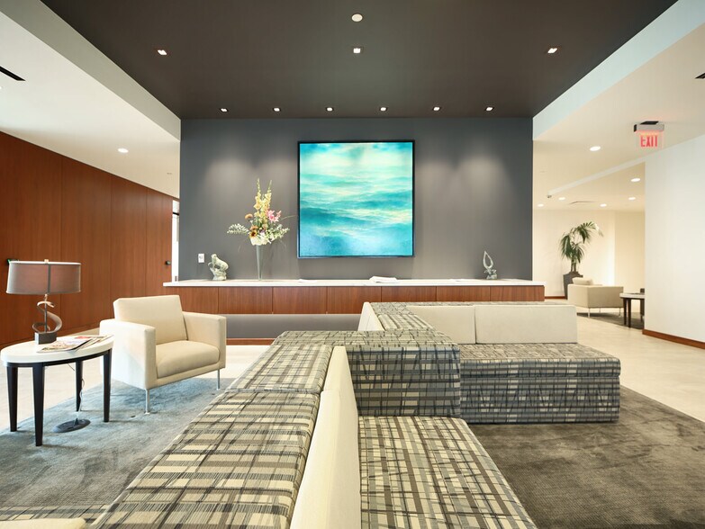 More Photos Of 21 Roszel Rd, Princeton Office For Lease