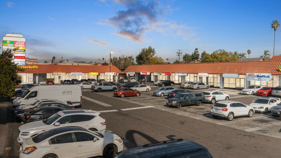 More Photos Of 1700-1732 S Western Ave, Los Angeles General Retail For Lease