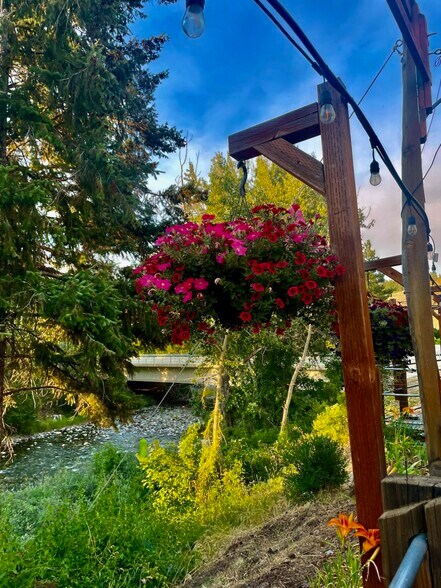 More Photos Of 201 N Methow Valley Hwy, Twisp Restaurant For Lease