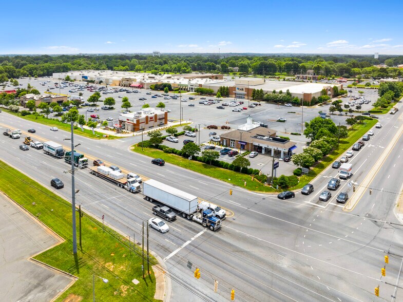 More Photos Of 2121 W Roosevelt Blvd, Monroe Fast Food For Sale