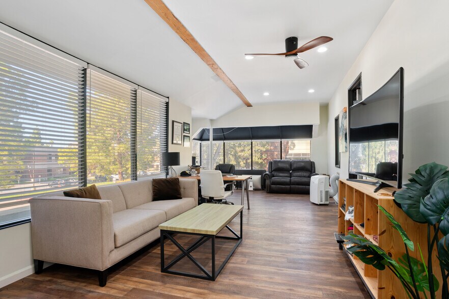 More Photos Of 6322 Ferris Sq, San Diego Research And Development For Lease