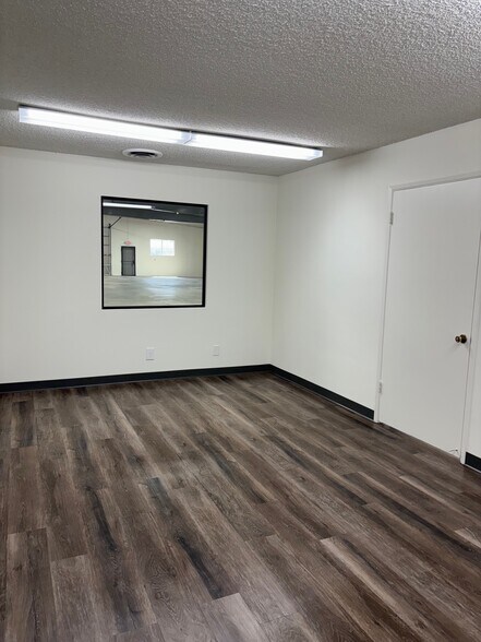 More Photos Of 1840 Floradale Ave, South El Monte Warehouse For Lease