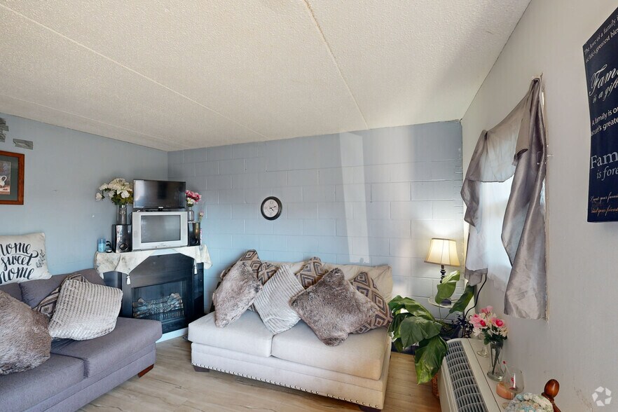 More Photos Of 1211 S Lee Hwy, Cleveland Apartments For Sale