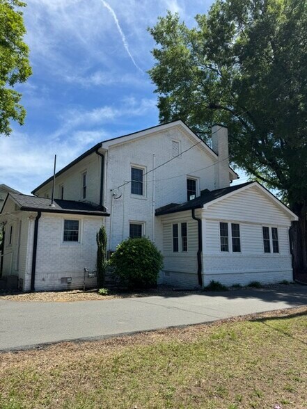 More Photos Of 180 Church St, Concord Freestanding For Sale