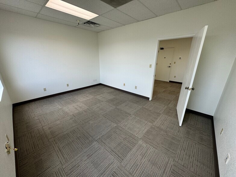 More Photos Of 2005 Sierra Highlands Dr, Reno Unknown For Lease