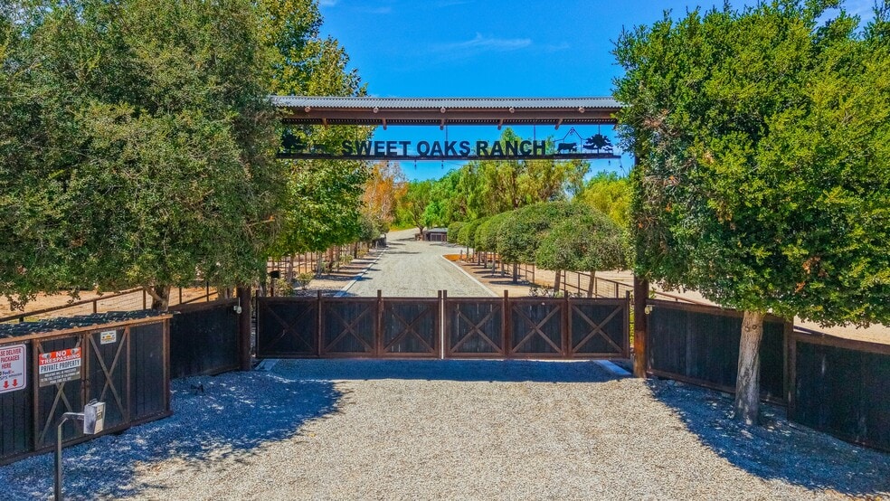 More Photos Of 38831 Pauba Rd, Temecula Land For Sale
