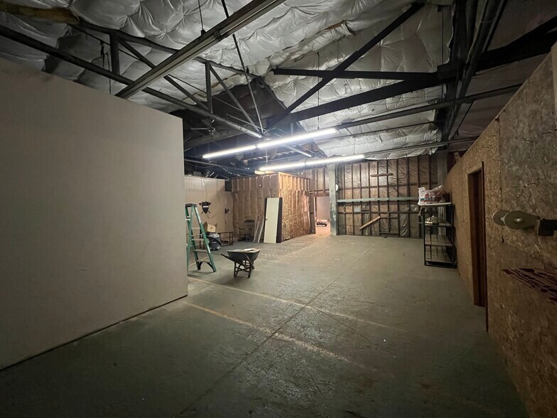 More Photos Of 1418 S Marietta St, Gastonia Industrial For Lease