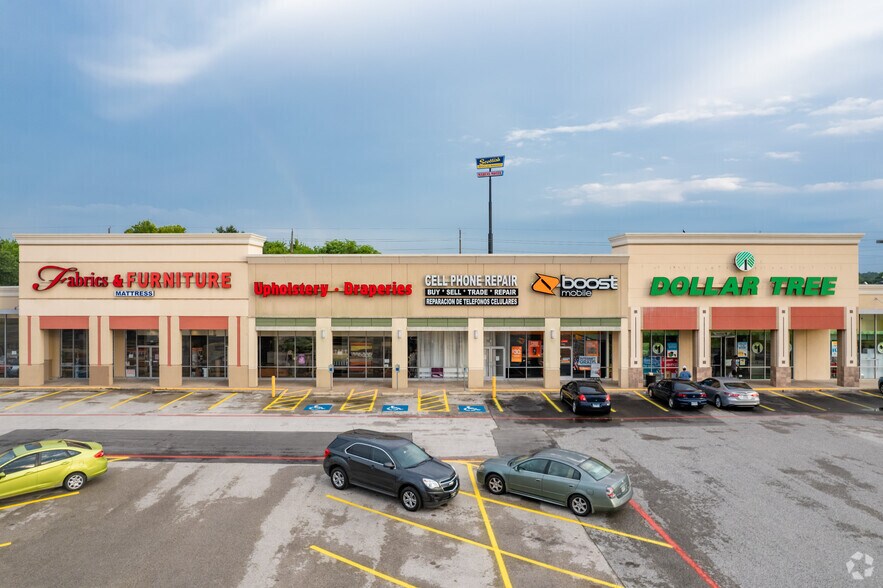 More Photos Of 2119-2227 Cypress Creek Pky, Houston General Retail For Lease