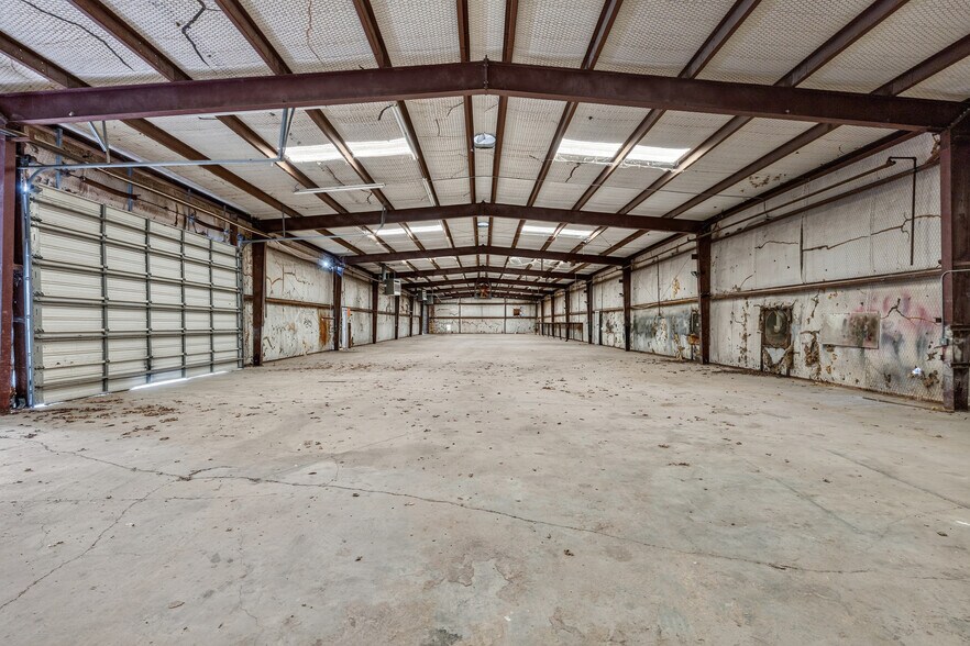 More Photos Of 1885 FM 448, Giddings Warehouse For Sale