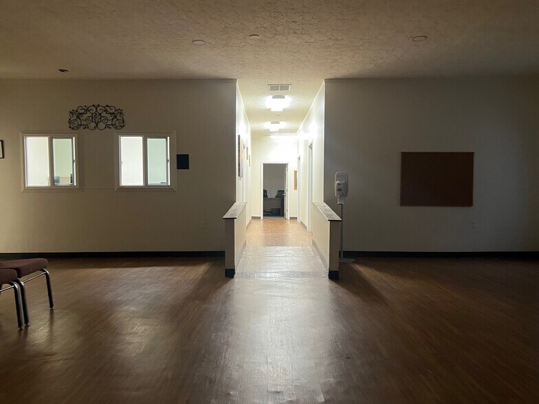 More Photos Of 2150 Greenbrier St, Charleston Office For Sale