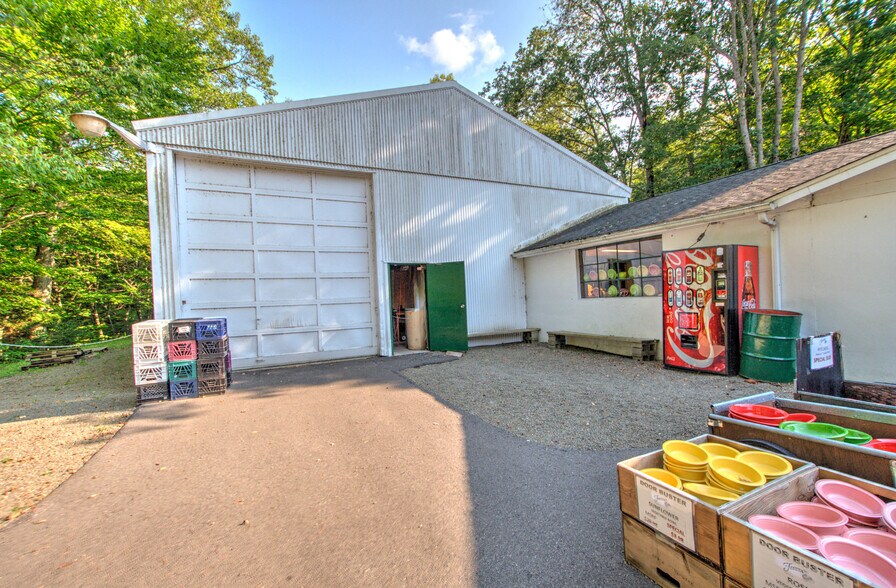 More Photos Of 167 Route 191, Cresco General Retail For Lease