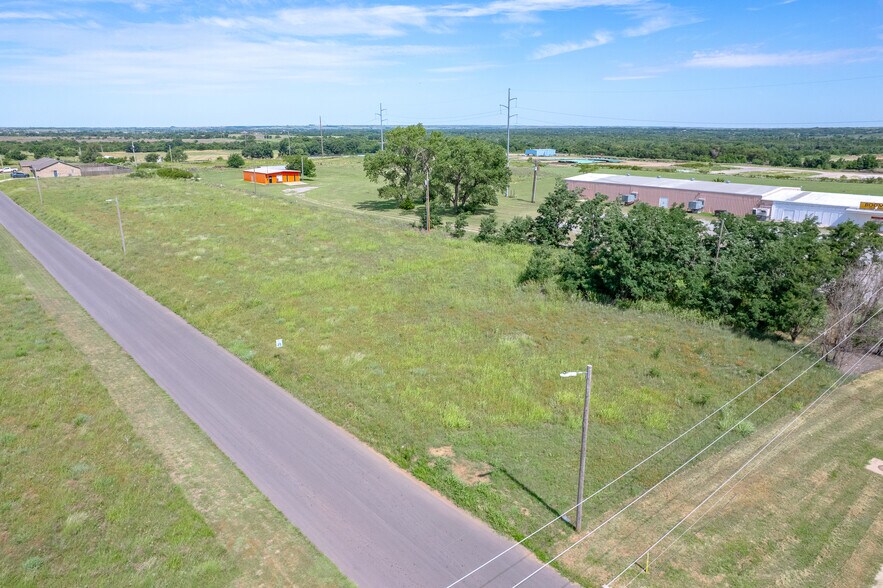 More Photos Of Jackson Ave and 22nd St, Woodward Land For Sale