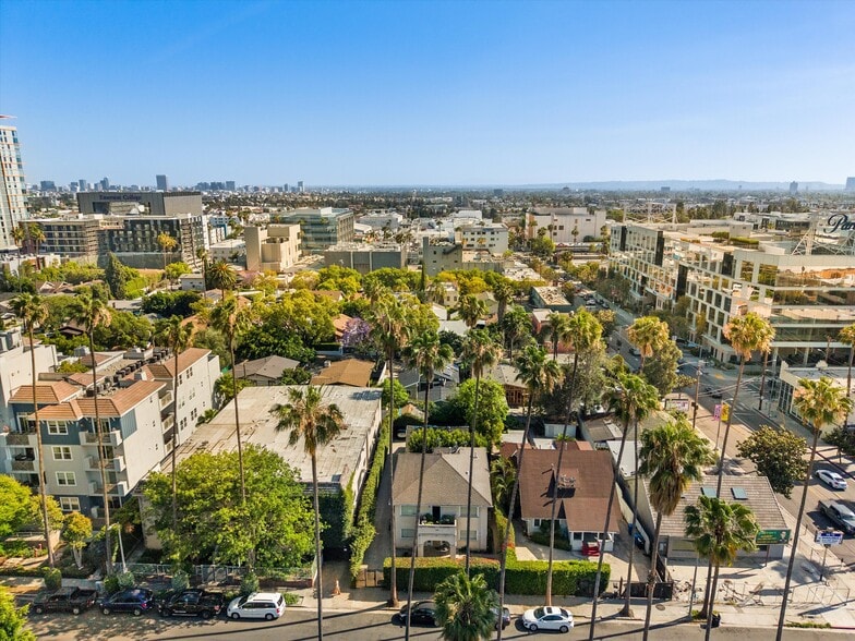 More Photos Of 6046 Carlton Way, Los Angeles Apartments For Sale