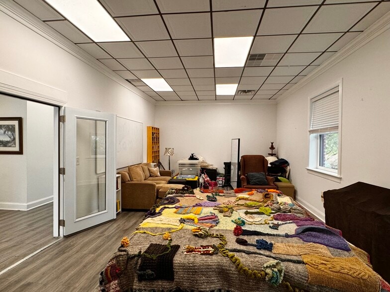 More Photos Of 490 Westfield Rd, Charlottesville Storefront Retail Office For Sale