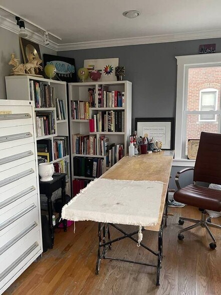 More Photos Of 520-522 E Eleven Mile Rd, Royal Oak Freestanding For Sale