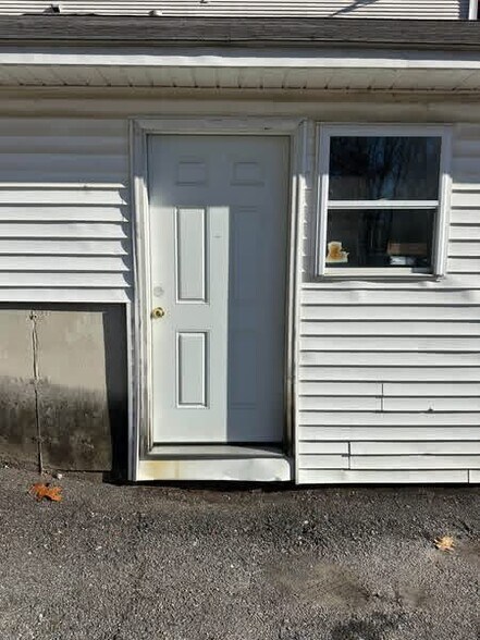 More Photos Of 60 Marvin Ave, Brewster Village Apartments For Lease