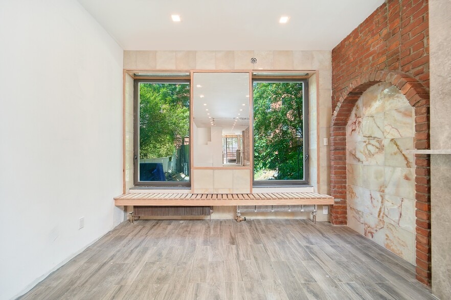 More Photos Of 177 E 117th St, New York Apartments For Lease