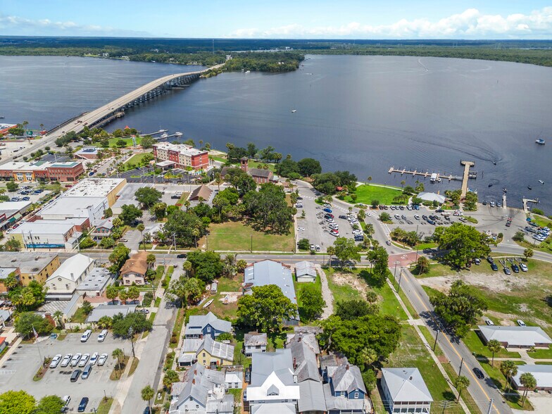 More Photos Of 203 Laurel St, Palatka Office For Sale