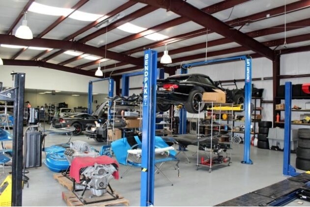 More Photos Of 200 Trademark St, Buda Warehouse For Lease