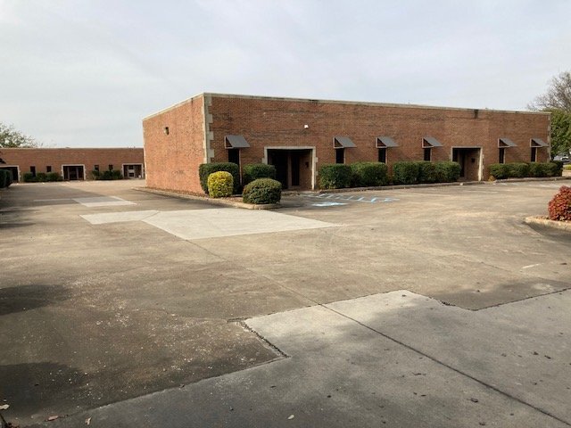 More Photos Of 2511 Riverside Dr, Chattanooga Showroom For Lease