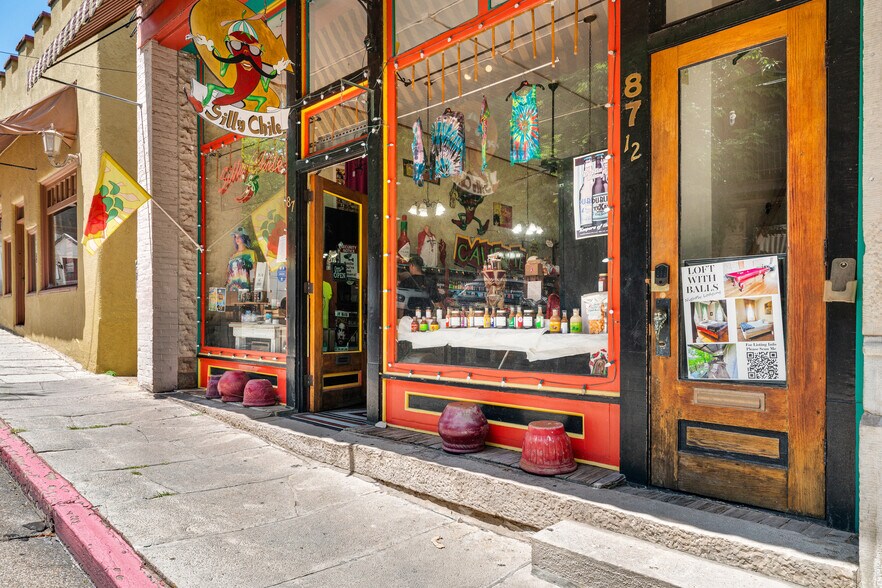 More Photos Of 87 Spring St, Eureka Springs Storefront Retail Residential For Sale