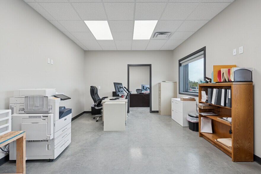 More Photos Of 1854 Sparta Pike, Lebanon Warehouse For Lease