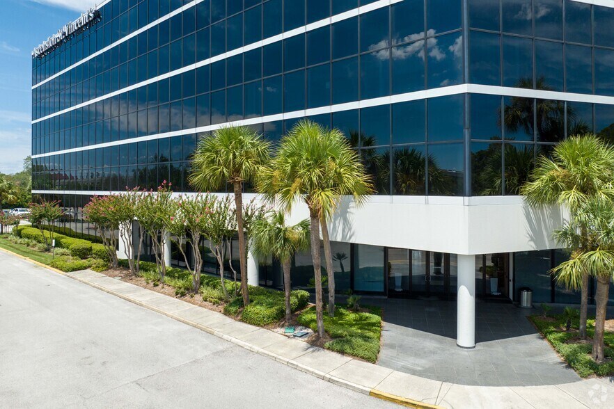 More Photos Of 4500 Salisbury Rd, Jacksonville Office For Lease