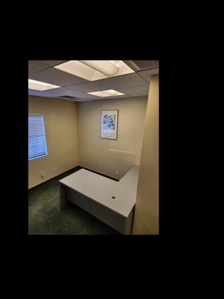 Primary Photo Of 348 E Olive Ave, Burbank Office For Lease