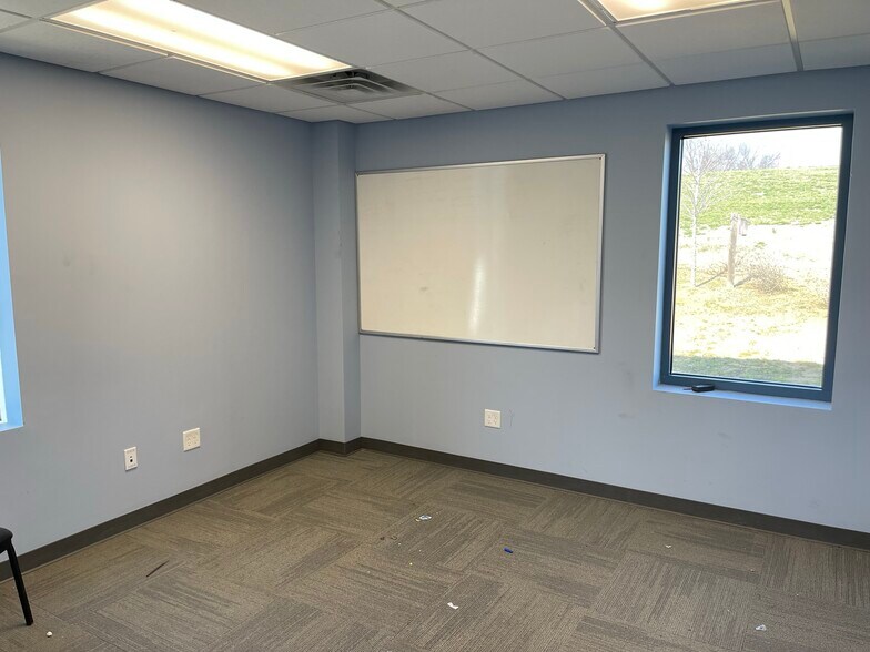 More Photos Of 4950 Stough Rd SW, Concord Flex For Sale