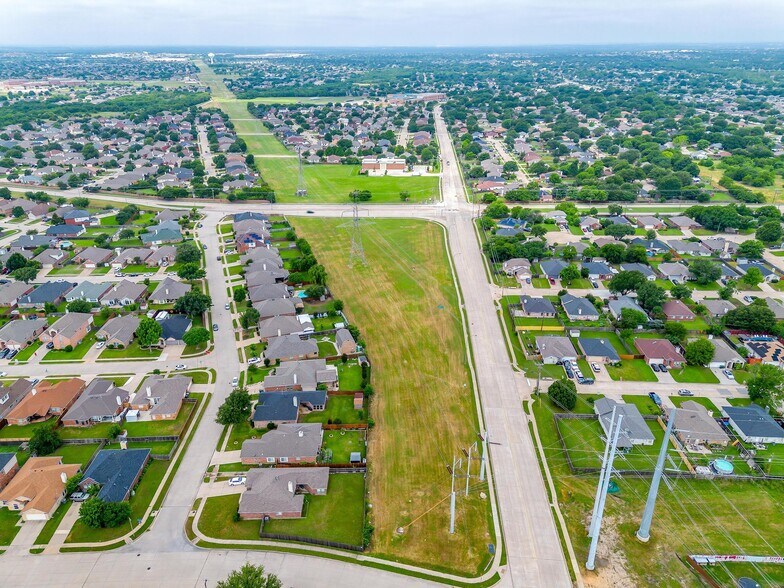 More Photos Of 1300 Southeast Pky, Arlington Land For Sale