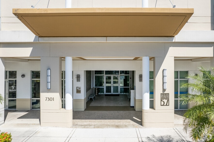 More Photos Of 7301 SW 57th Ct, South Miami Office For Lease