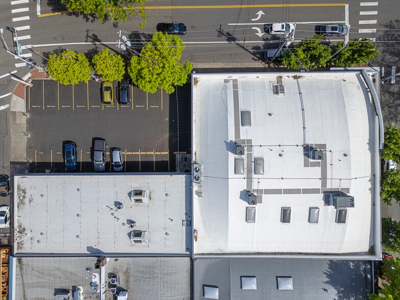 More Photos Of 1714 Broadway St, Vancouver Auto Repair For Sale