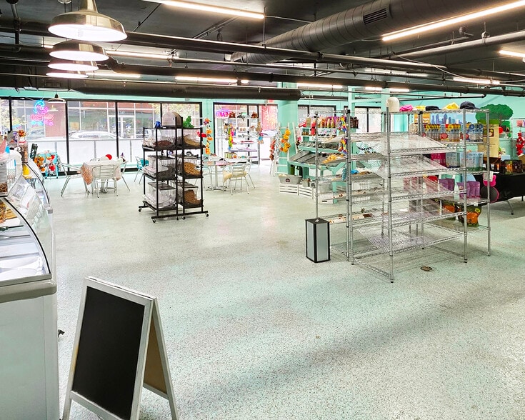 More Photos Of 1352 South St, Philadelphia Apartments For Lease