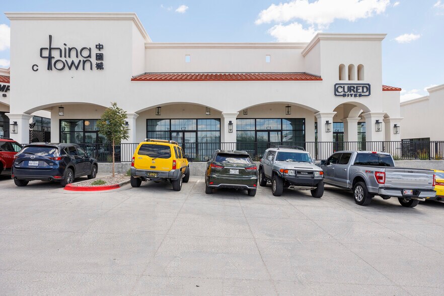 More Photos Of 7451 Paseo Del Norte Blvd, El Paso Medical For Sale