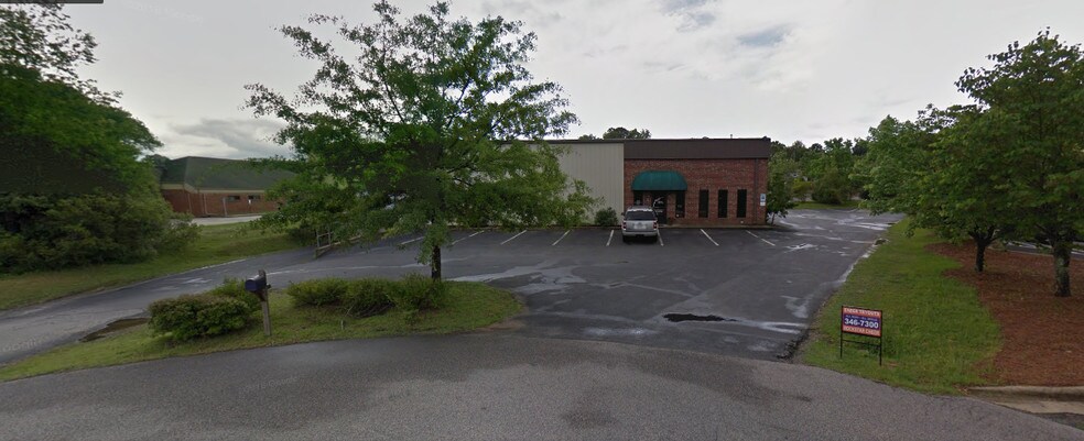 More Photos Of 125 Quantum St, Holly Springs Warehouse For Sale