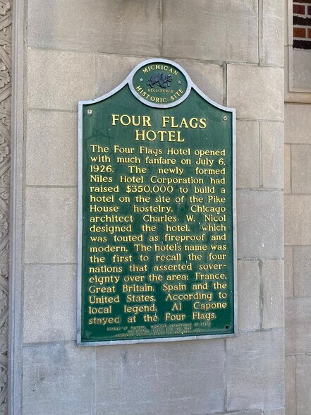 More Photos Of 404 E Main St, Niles Apartments For Sale