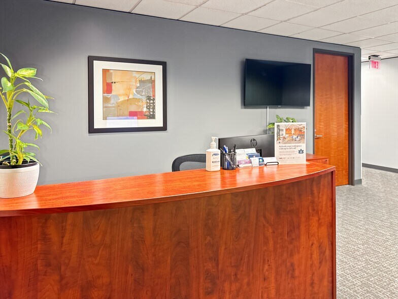 More Photos Of 1500 NW Bethany Blvd, Beaverton Coworking Space