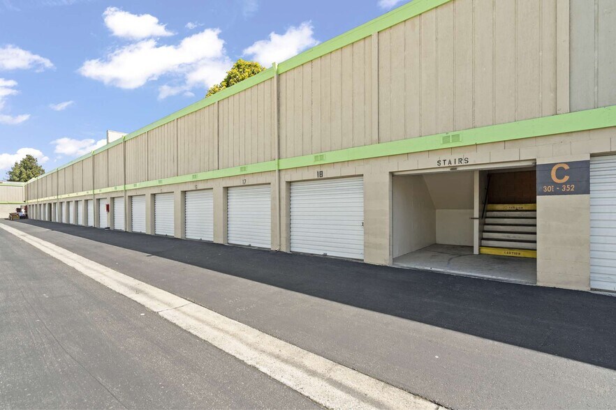 More Photos Of 38491 Fremont Blvd, Fremont Self Storage For Sale
