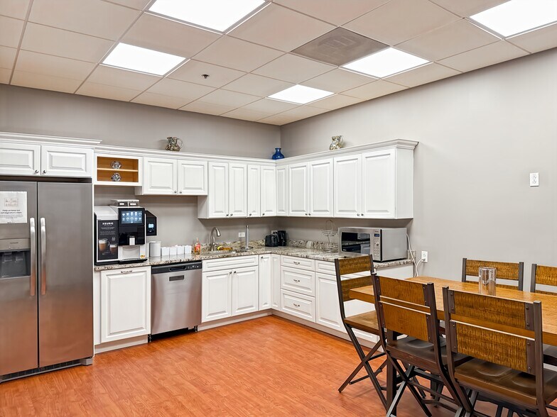 More Photos Of 2321 Whitney Ave, Hamden Coworking Space