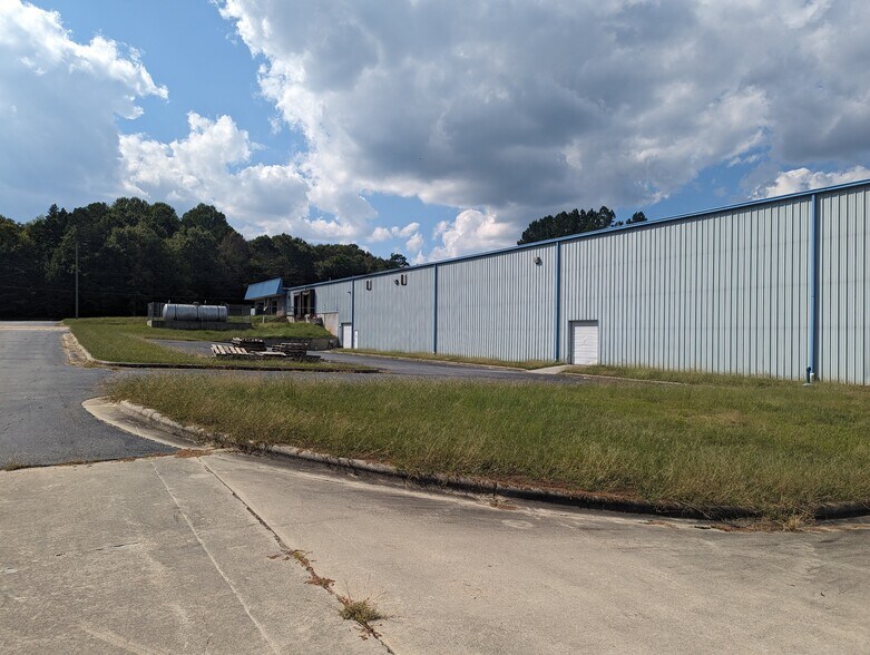 More Photos Of 6509 Grayson Ln, Kannapolis Warehouse For Lease