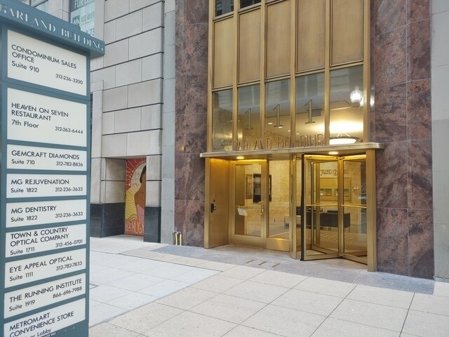 More Photos Of 111 N Wabash Ave, Chicago Office For Lease